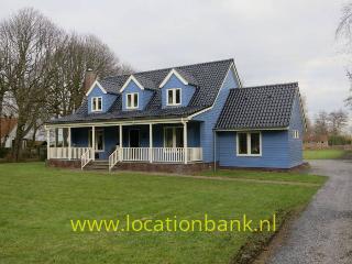 houten woning met veranda