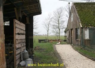 schuur bij boerderij