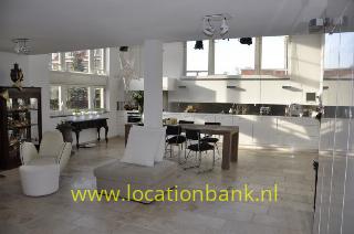 Ruime industriele Loft met open keuken