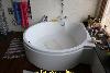 round bath tub