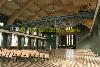 Industrial Hall mit dark green walls