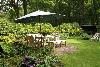 spacious Garten