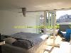 Schlafzimmer mit canal view
