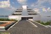Moderne High tech villa oder house on the waterfront modern architecture