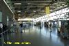 Flughafen With runway und air traffic control Tower