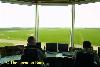 Flughafen With runway und air traffic control Tower