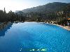 Swimming Pool und bar