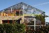Huis met veel glas