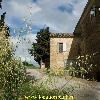Alte Villa oder house mit court