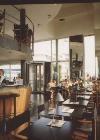 Moderne restaurant at the watersite
