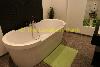 Badezimmer mit Badewanne